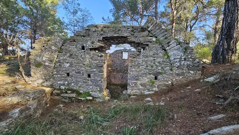 Découvrez le château d'Yelbiz