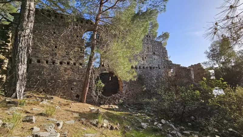 Découvrez le château d'Yelbiz