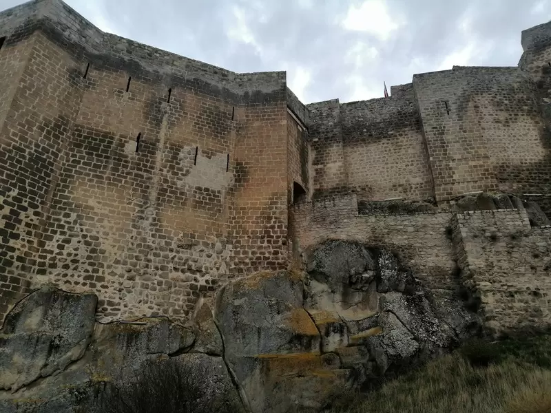 اكتشف قلعة بيرتيك