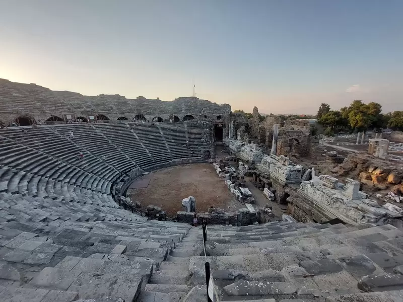Lato della città antica