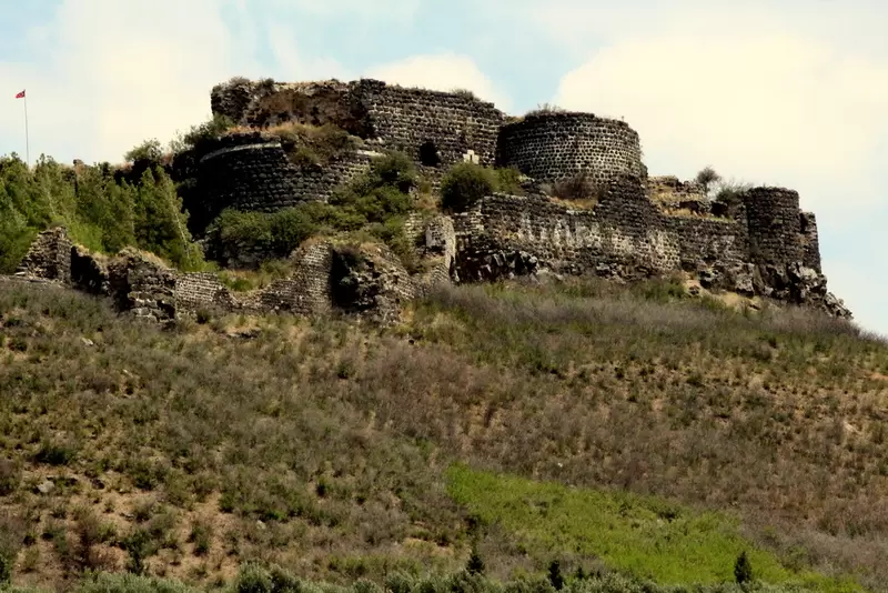トプラッカレを発見する