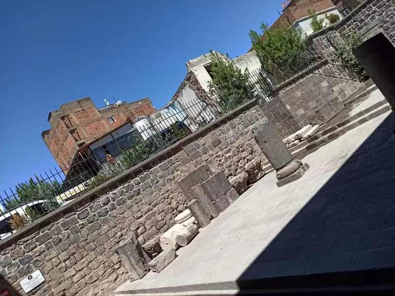 探索 Cahit Sıtkı Tarancı 博物馆