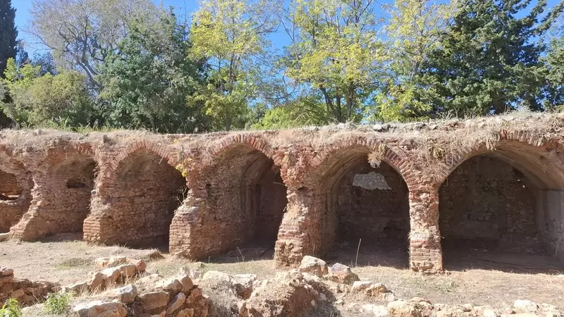 探索阿拉尼亚城堡