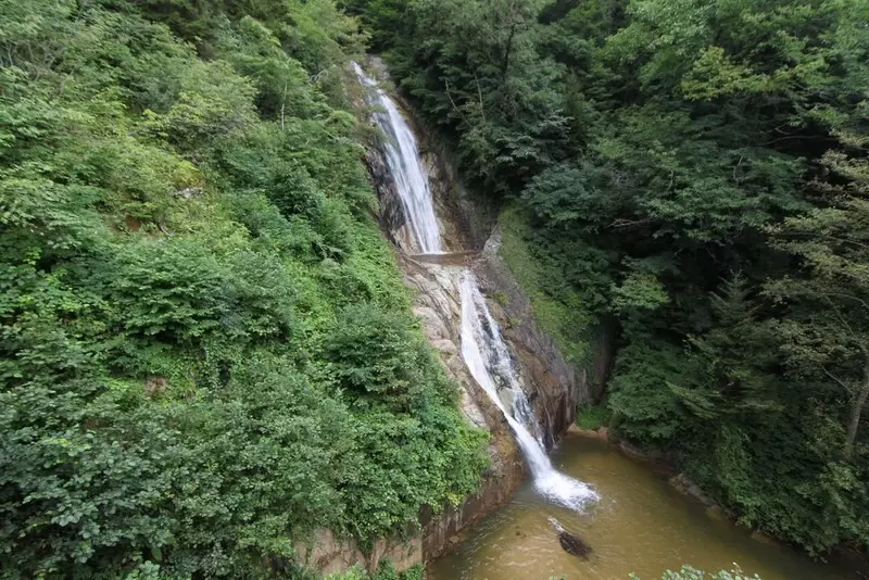 Manle Waterfall