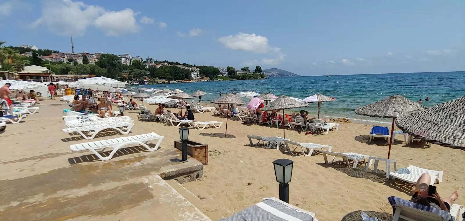 Alinn Beach
