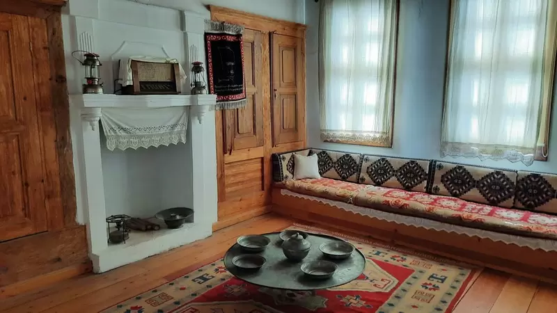 Atatürk'ün Evini (Şuhut) Keşfedin