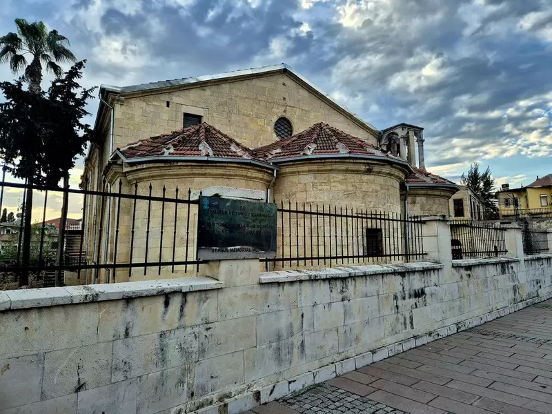 探索塔尔苏斯圣保罗教堂