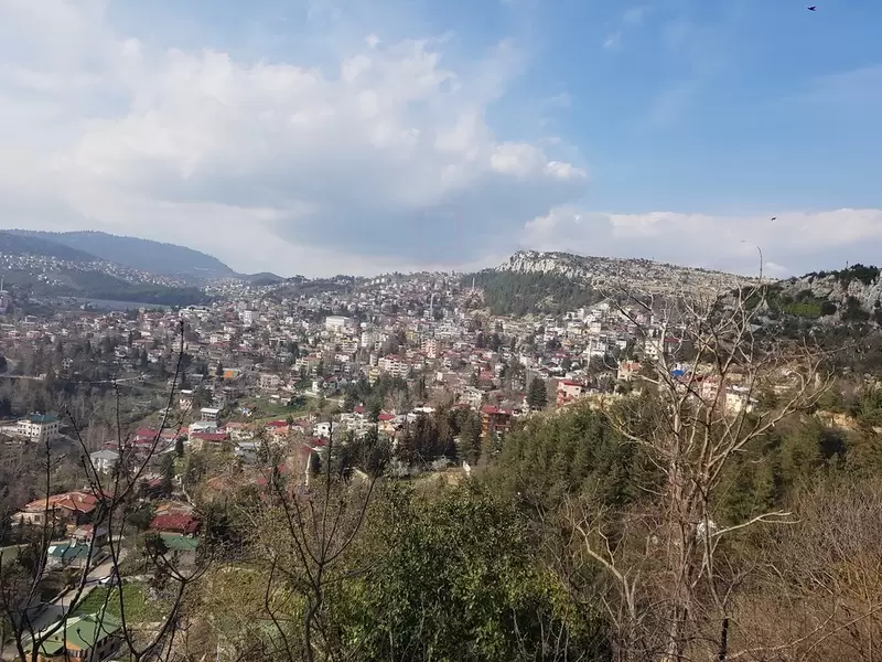 Scopri il castello di Gözne