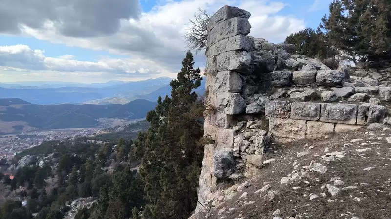 Gülek Kalesi'ni keşfedin