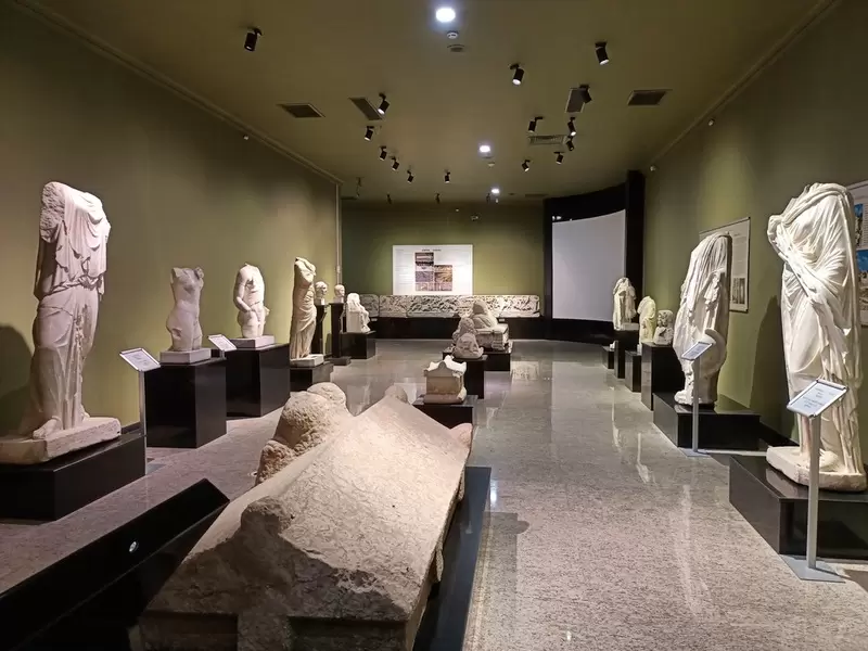 Откройте для себя археологический музей Бурдура