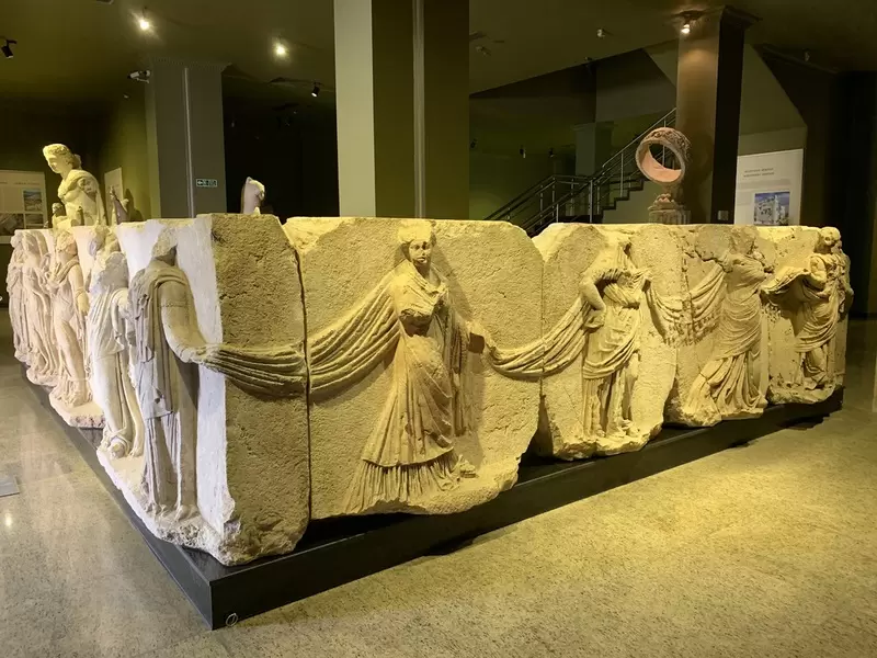 Откройте для себя археологический музей Бурдура