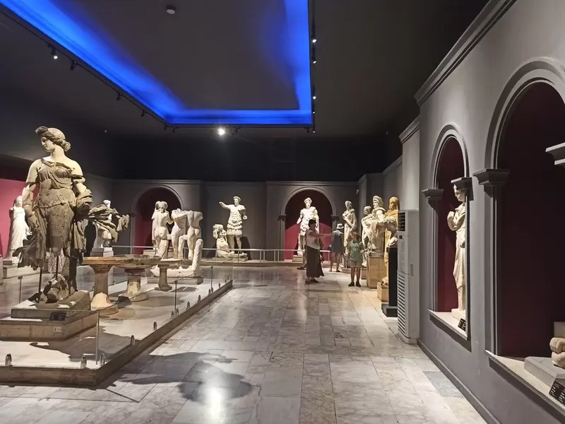 Откройте для себя музей Анталии