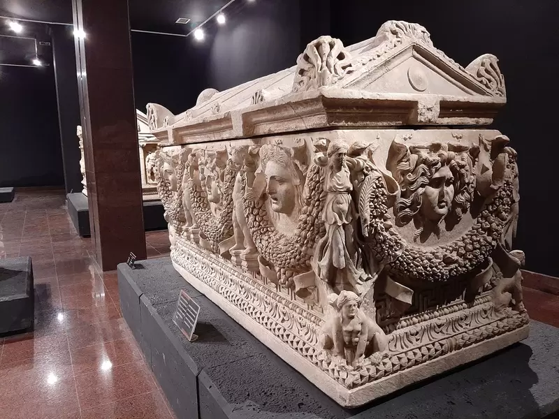 Откройте для себя музей Анталии