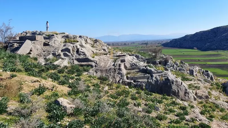 Discover Anavarza Castle
