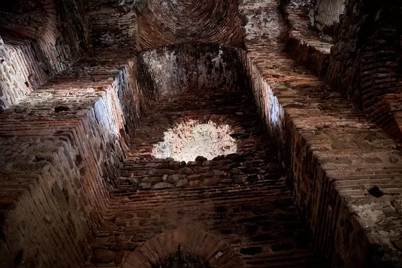 Découvrez le château de Yoros