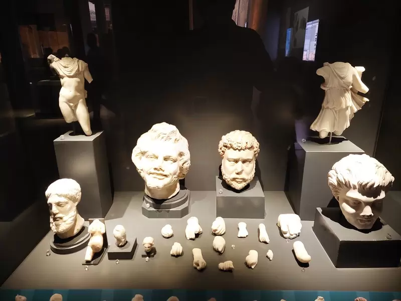 Откройте для себя Археологический музей Хатая