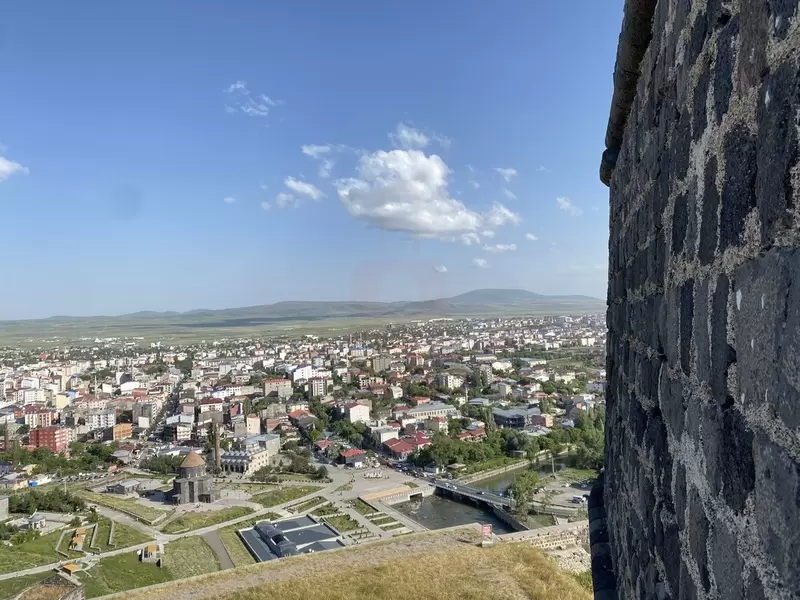 Kars Kalesi'ni keşfedin