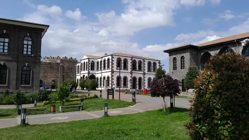 Discover Diyarbakır Museum