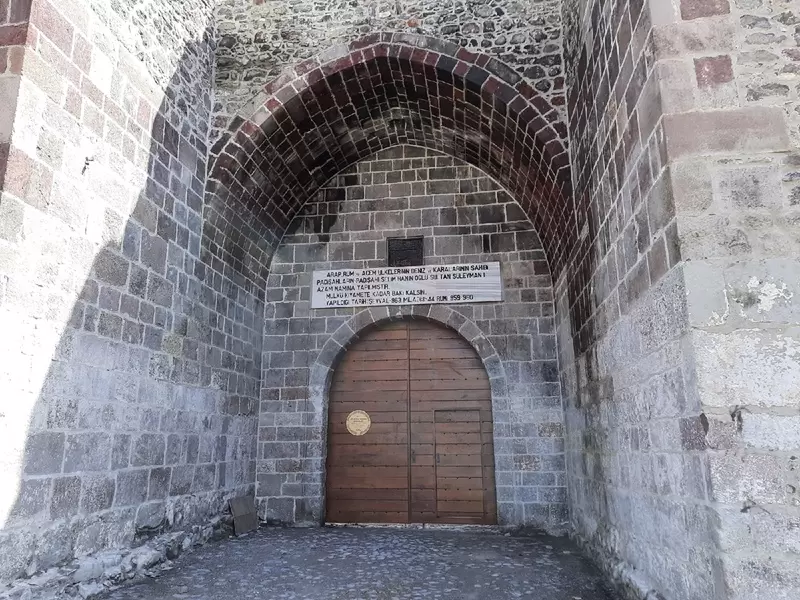 Ardahan Kalesi'ni keşfedin