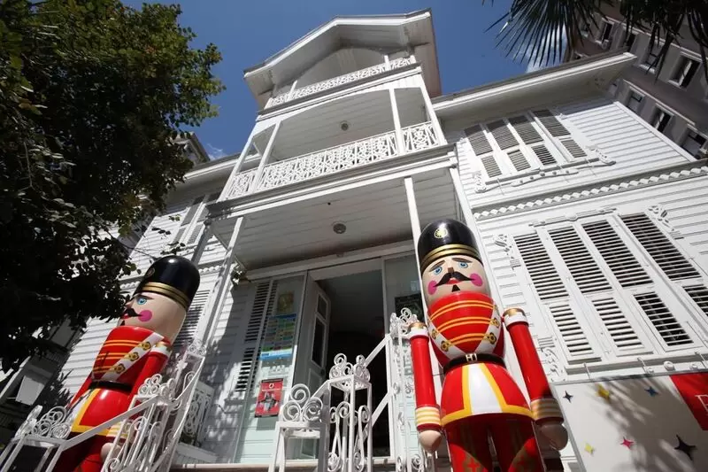 Откройте для себя Стамбульский музей игрушек