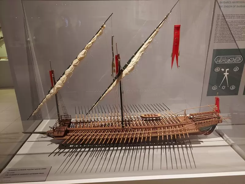 Откройте для себя Искендерунский военно-морской музей