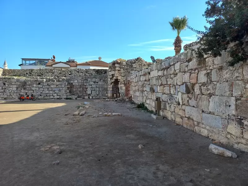 Откройте для себя замок Сыгаджик