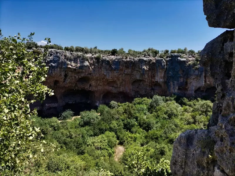 Dolina di Aşağı Dünya (Akhayat).