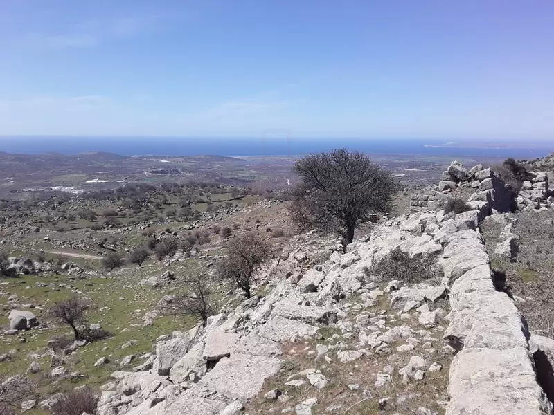 Древний город Неандрия