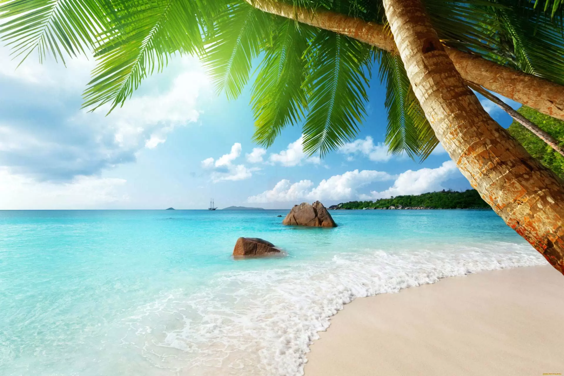 Menekse Beach