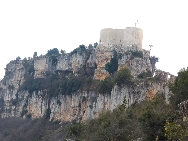 Castello di Namrun