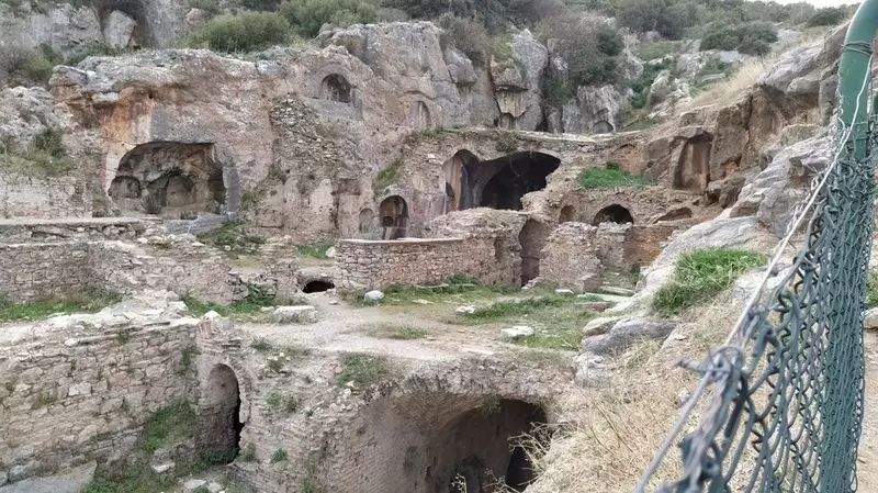 Grotta Yediuyurlar