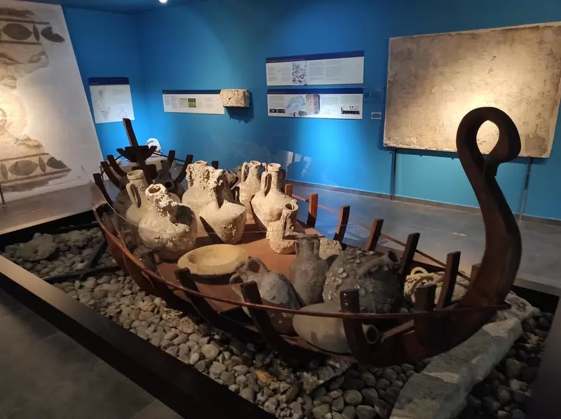 Entdecken Sie das Archäologische Museum Alanya