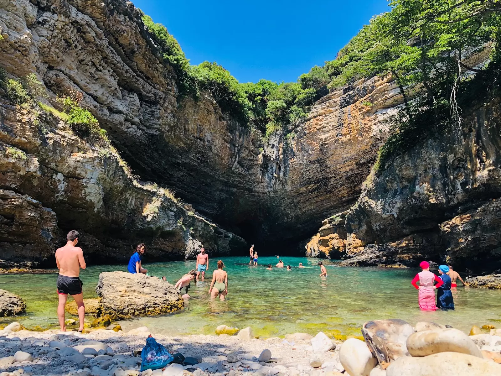 Дженнет Хавузу