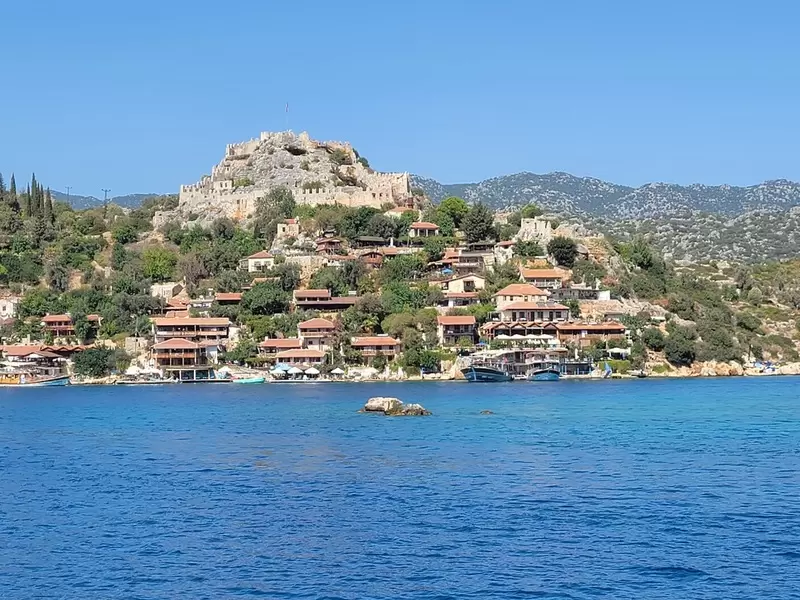 Scopri il Castello di Simena