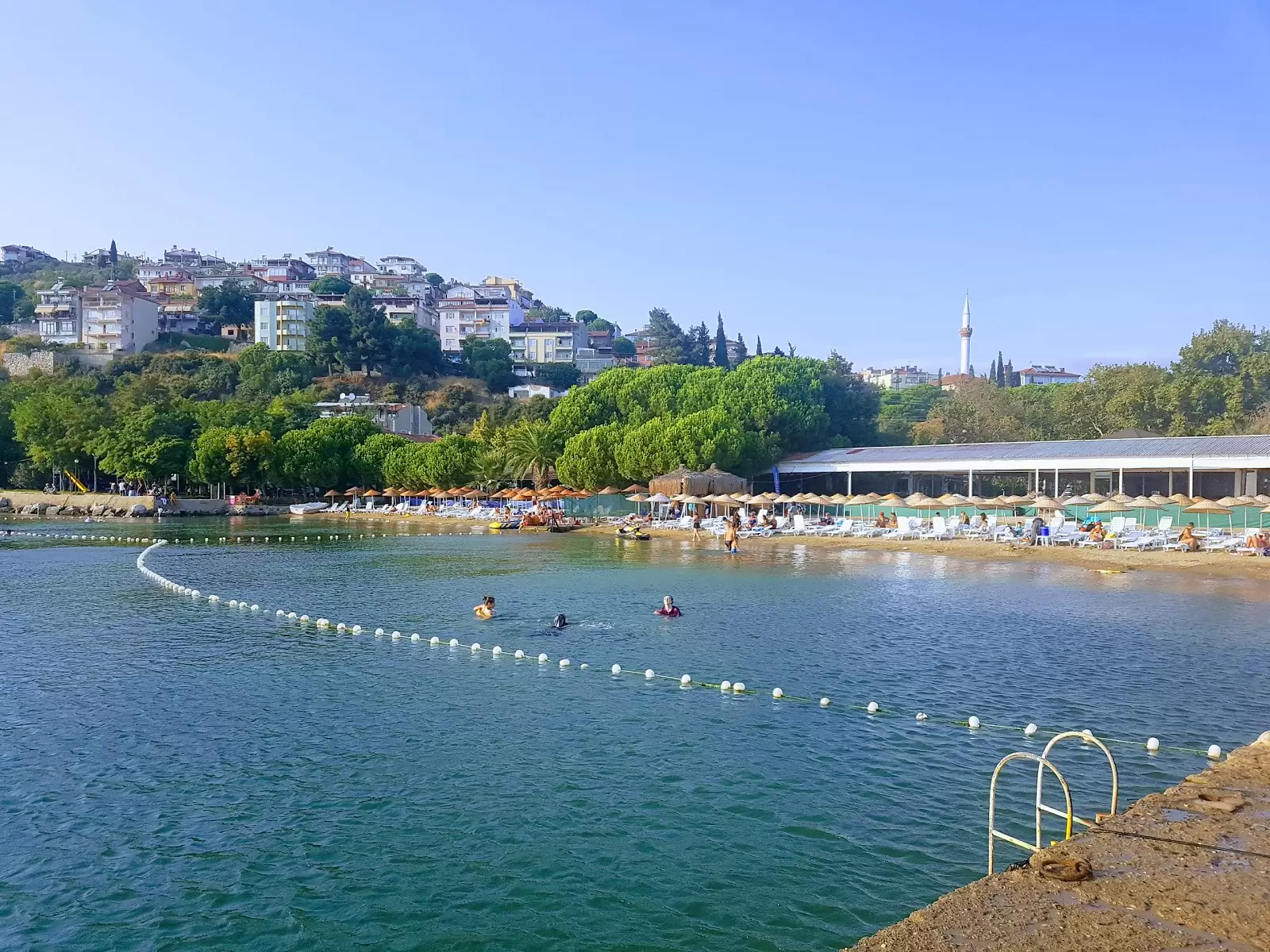 شاطئ بويوكوملا