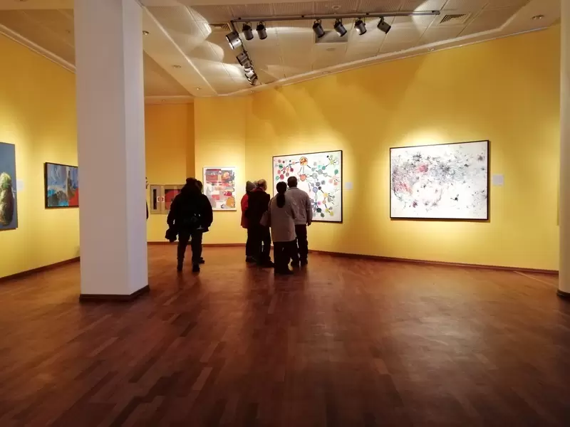 Откройте для себя Центр искусств Ахмеда Аднана Сайгуна