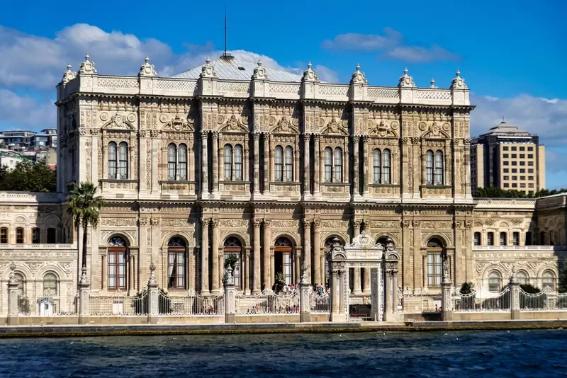 Откройте для себя Румелихисары