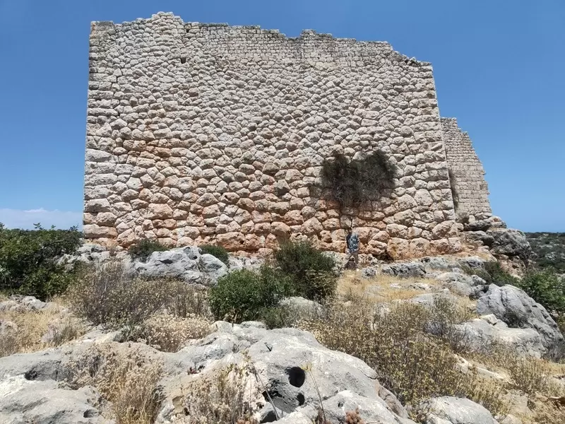 Castillo de Hisarin