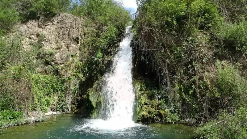 Askoroz Waterfall
