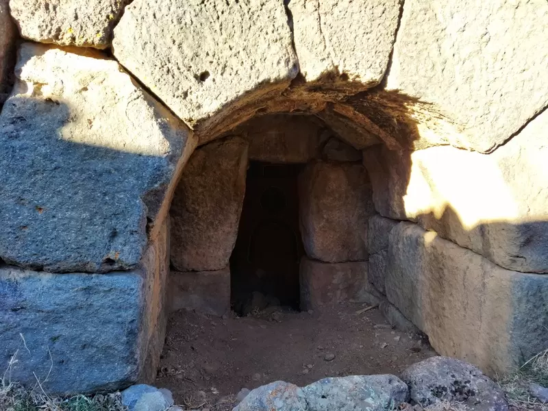 Древний город Мокисос