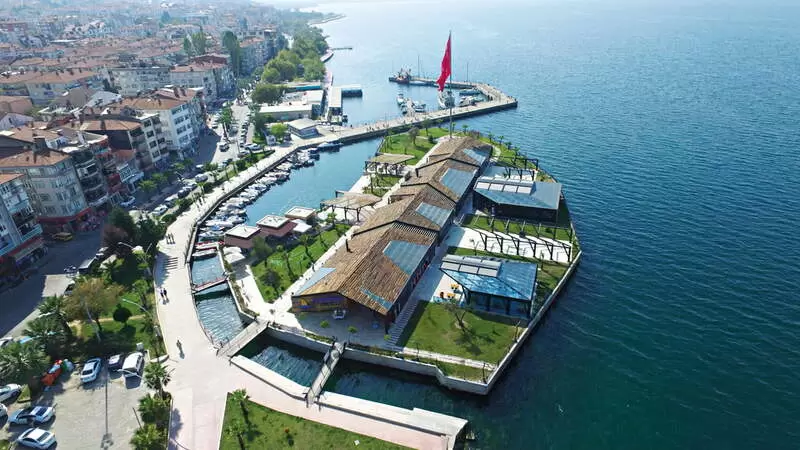 Entdecken Sie Karamürsel