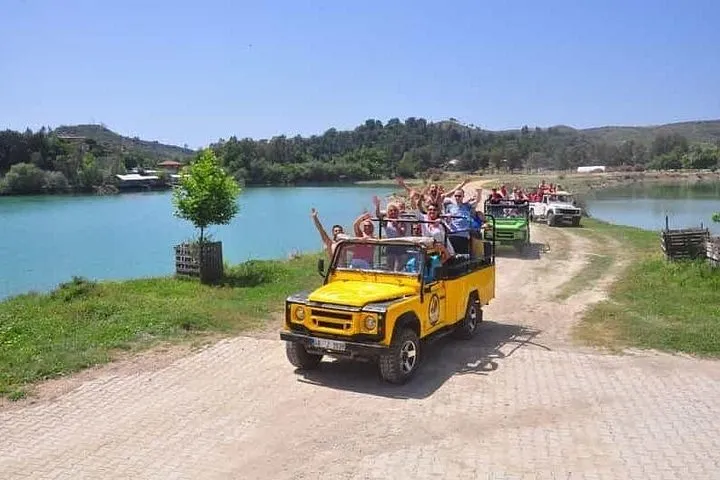 Jeep Safari Adventure in Green Canyon/ Green Lake/ Lunch inc.