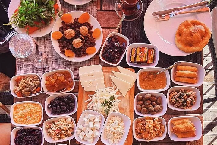 Unforgettable Turkish Breakfast&Panoramic Ephesus Tour,No Fees!!