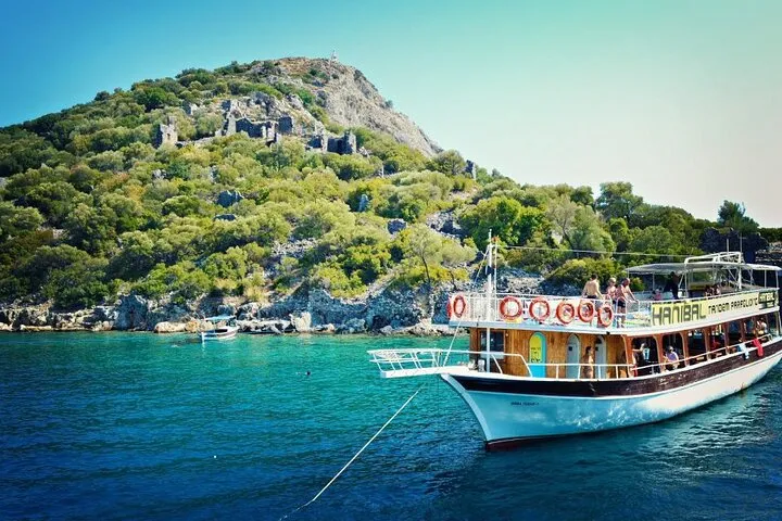 Excursión en barco desde Fethiye a Oludeniz con visita al Valle de las Mariposas y a las Seis Islas