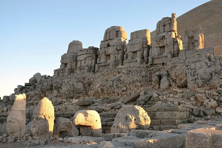 Entrada con acceso rápido al monte Nemrut: ¡Evita las colas en el monte Nemrut!