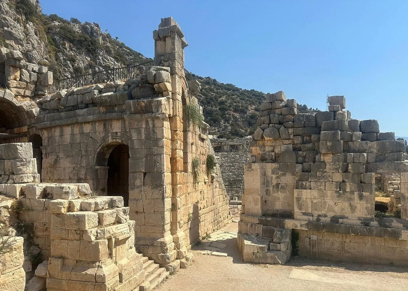 10 Gün: Türk Akdeniz ve Ege Denizi Kıyı Turu
