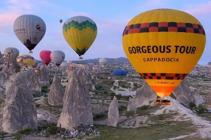 Vuelo en Globo Aerostático en Capadocia sobre Göreme