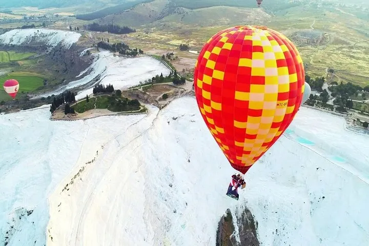Excursión en globo aerostático a Pamukkale desde Fethiye
