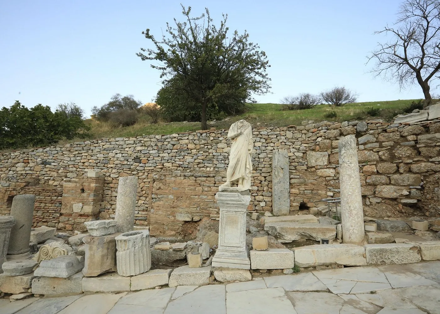 Ägäische Juwelen: Tour nach Pamukkale Priene Milet Ephesus Kusadasi
