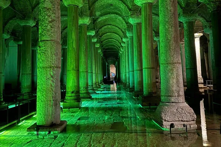 Istanbul Old City Highlights: Private Walking Tour